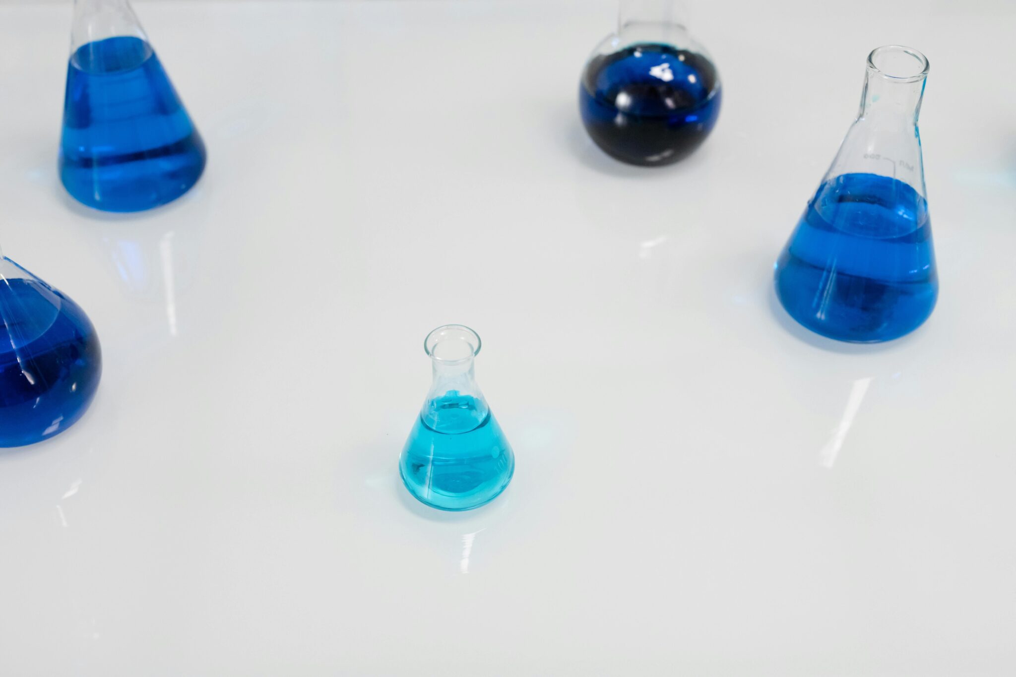 CLS Services: specialist detacheringsbureau chemie en life sciences voor ervaren professionals met carrièreambitie